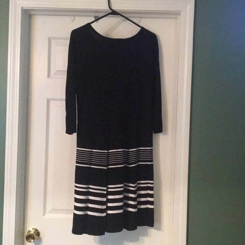 Black knit dress